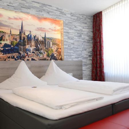 אאכן Hotel Granus מראה חיצוני תמונה