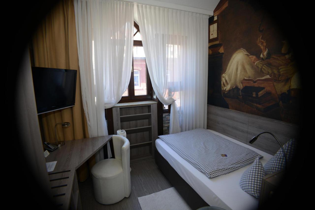 אאכן Hotel Granus מראה חיצוני תמונה