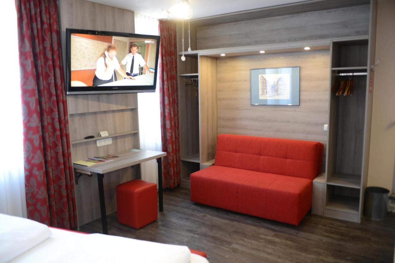 אאכן Hotel Granus מראה חיצוני תמונה